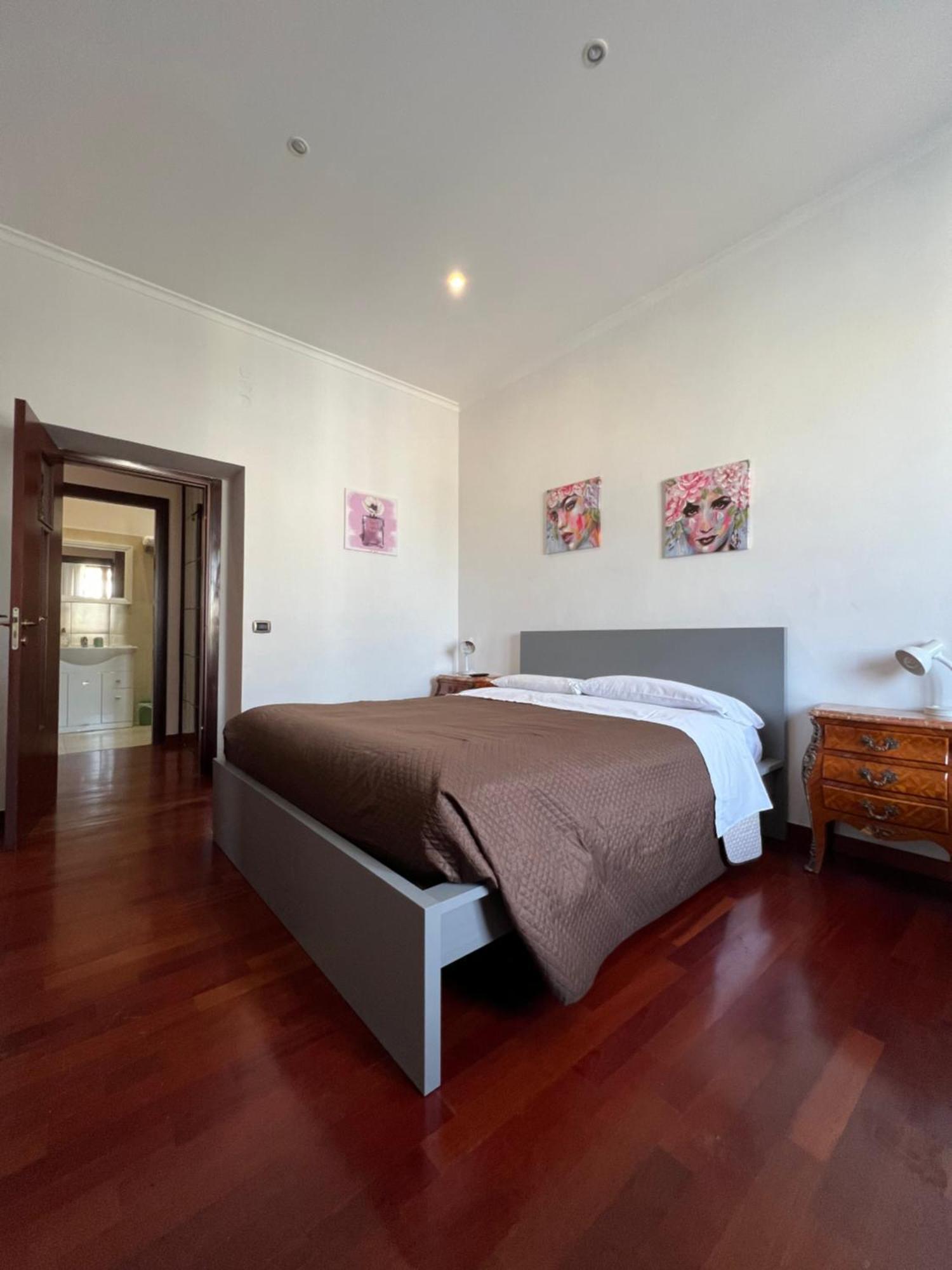 ナポリ Bruno House Bed & Breakfast エクステリア 写真